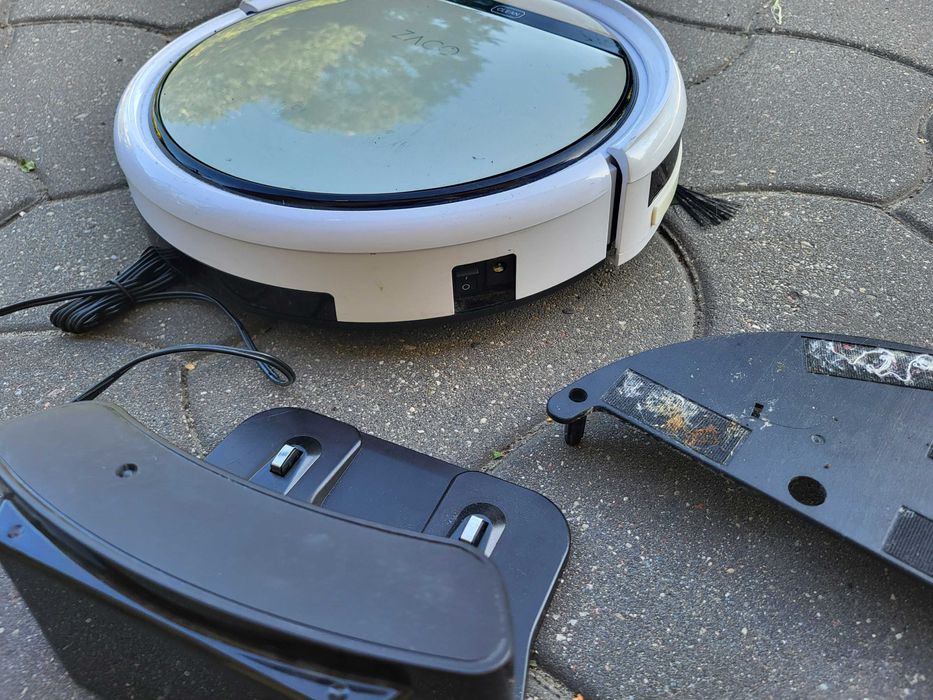 Robot sprzątający z bazą ładowarką ILIFE V5s Pro funkcja mycia podłóg