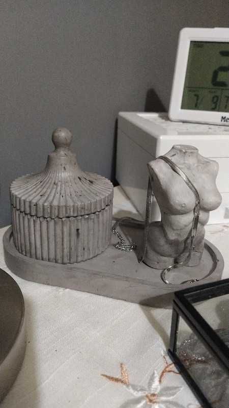 Conjunto cerâmico cinzento escuro