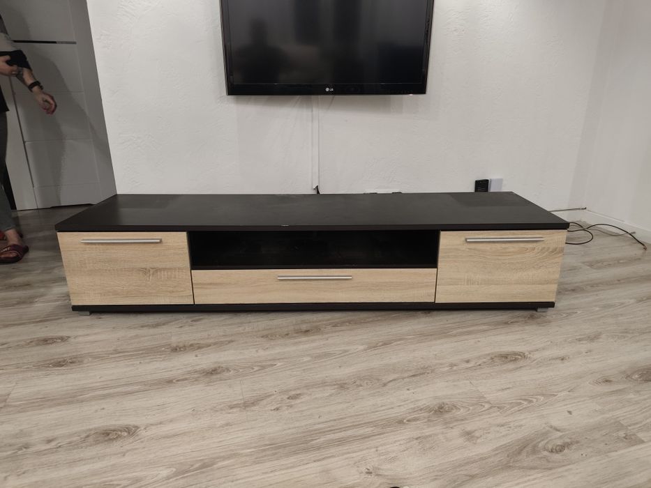 Komoda pod telewizor
