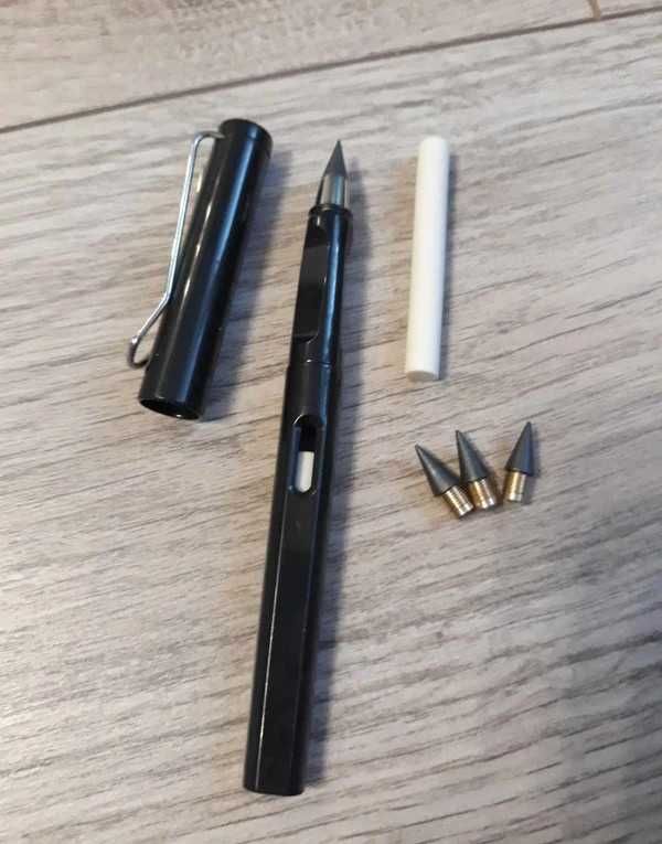 Wieczny ołówek kolor czarny