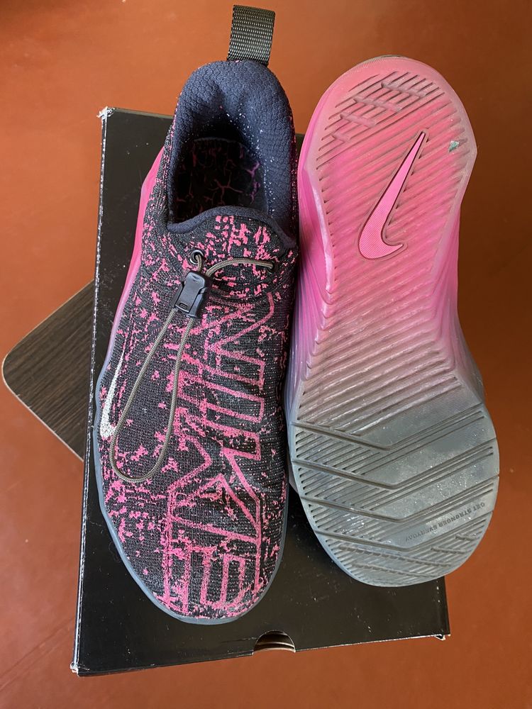 Продаются кроссовки Nike metcon react. Размер 44, оригинал