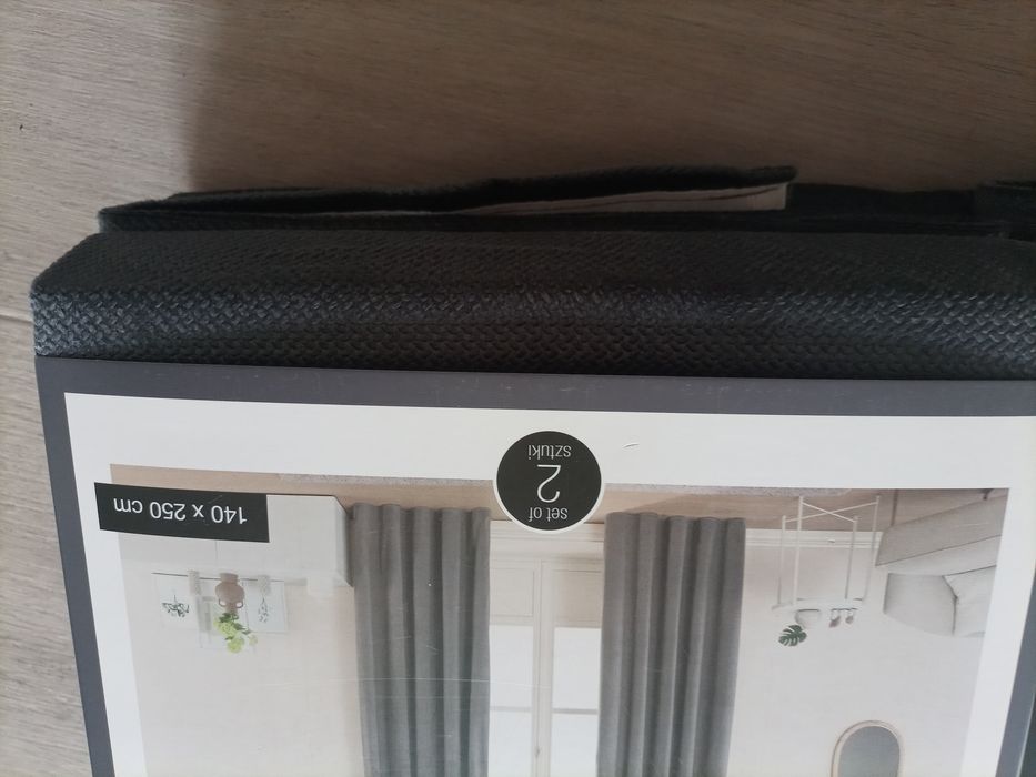 Zasłony 4 szt welurowe welwetowe na taśmie z tunelem Smukee 4x zasłona