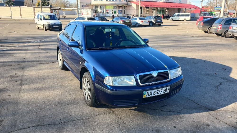 Продам Шкоду в доброму стані