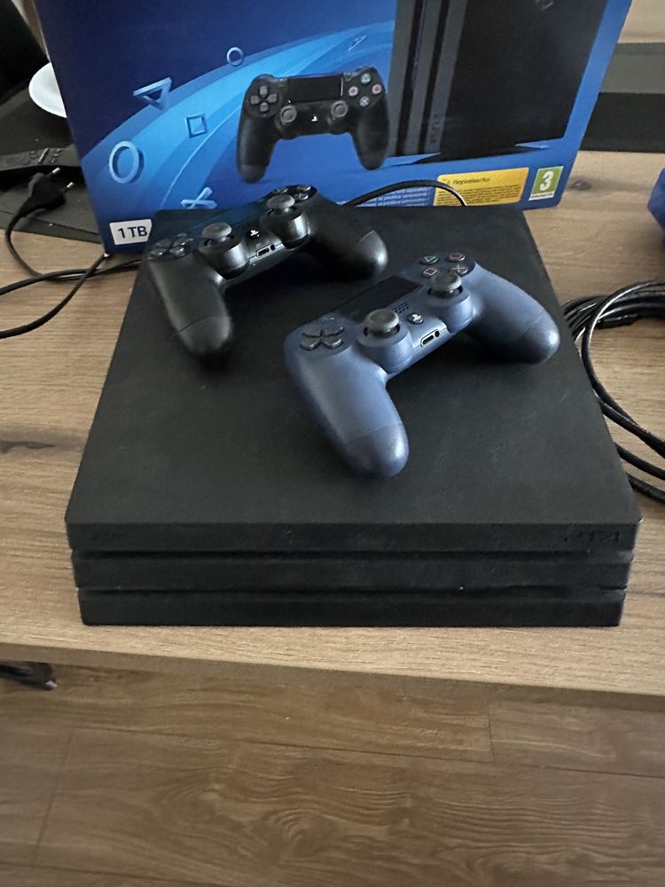 Sprzedam Ps 4 Pro