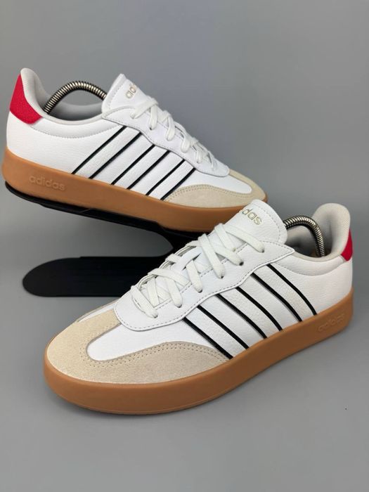 Кросівки Adidas Barreda