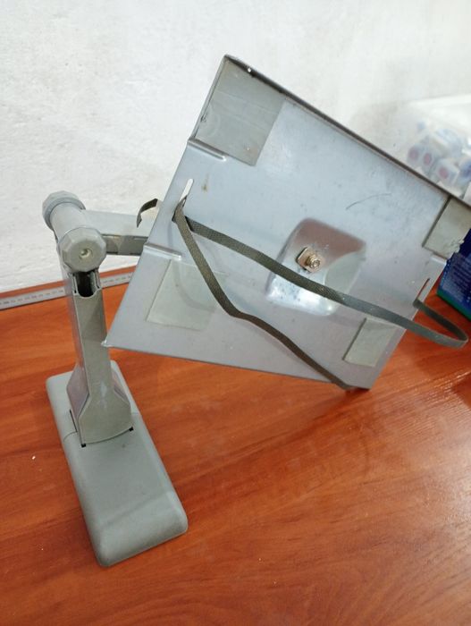 Кронштейн  для телевізора кріплення на стіну тв