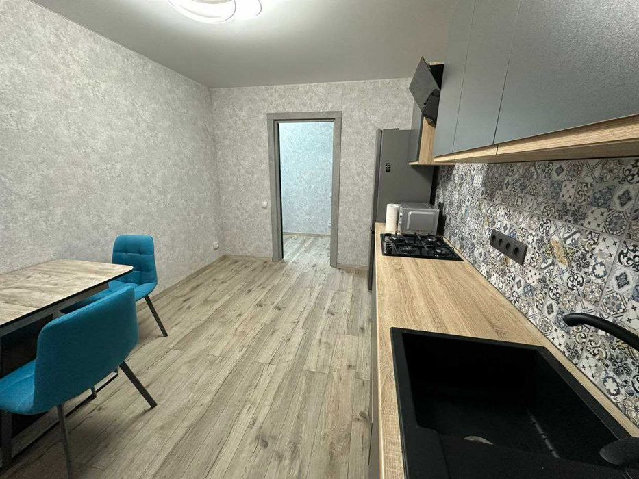 Терміново здам 1-ку в новобудові в центрі