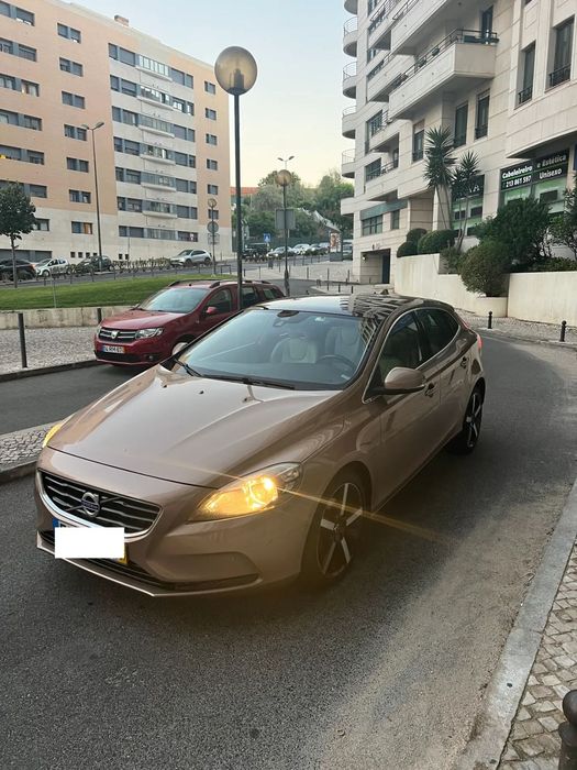 Volvo V40 2.0 D2 Summum