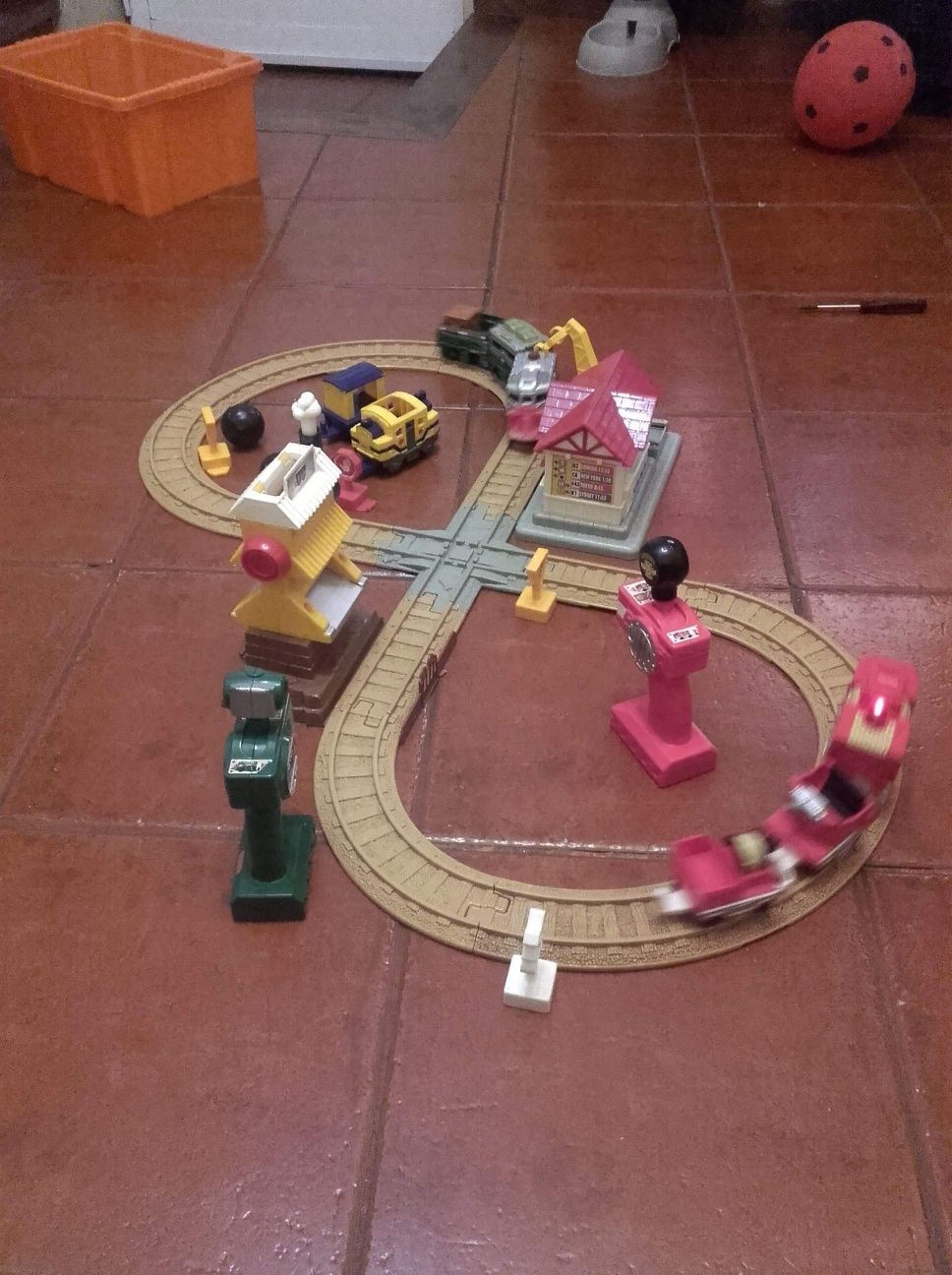 Vendo pista de comboio da marca fisher price