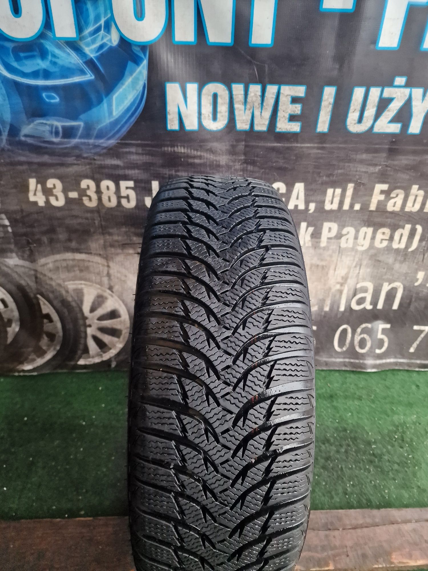 Opona zimowa 205/60/16 92H Kumho pojedyncza 7.7mm
