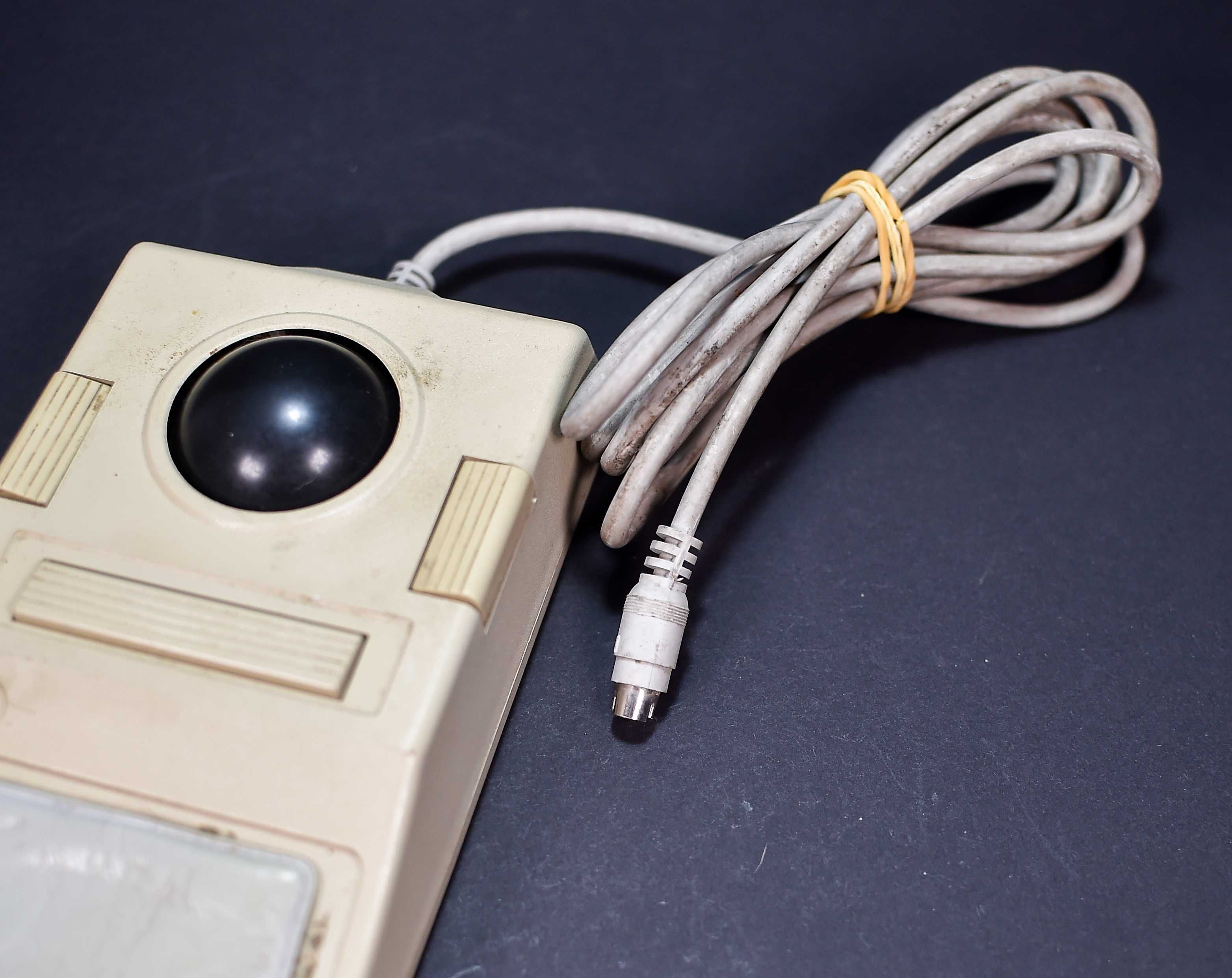 PRYWATNE: ITAC Systems Mouse Trak Model B-5mpbc Trackball Serial