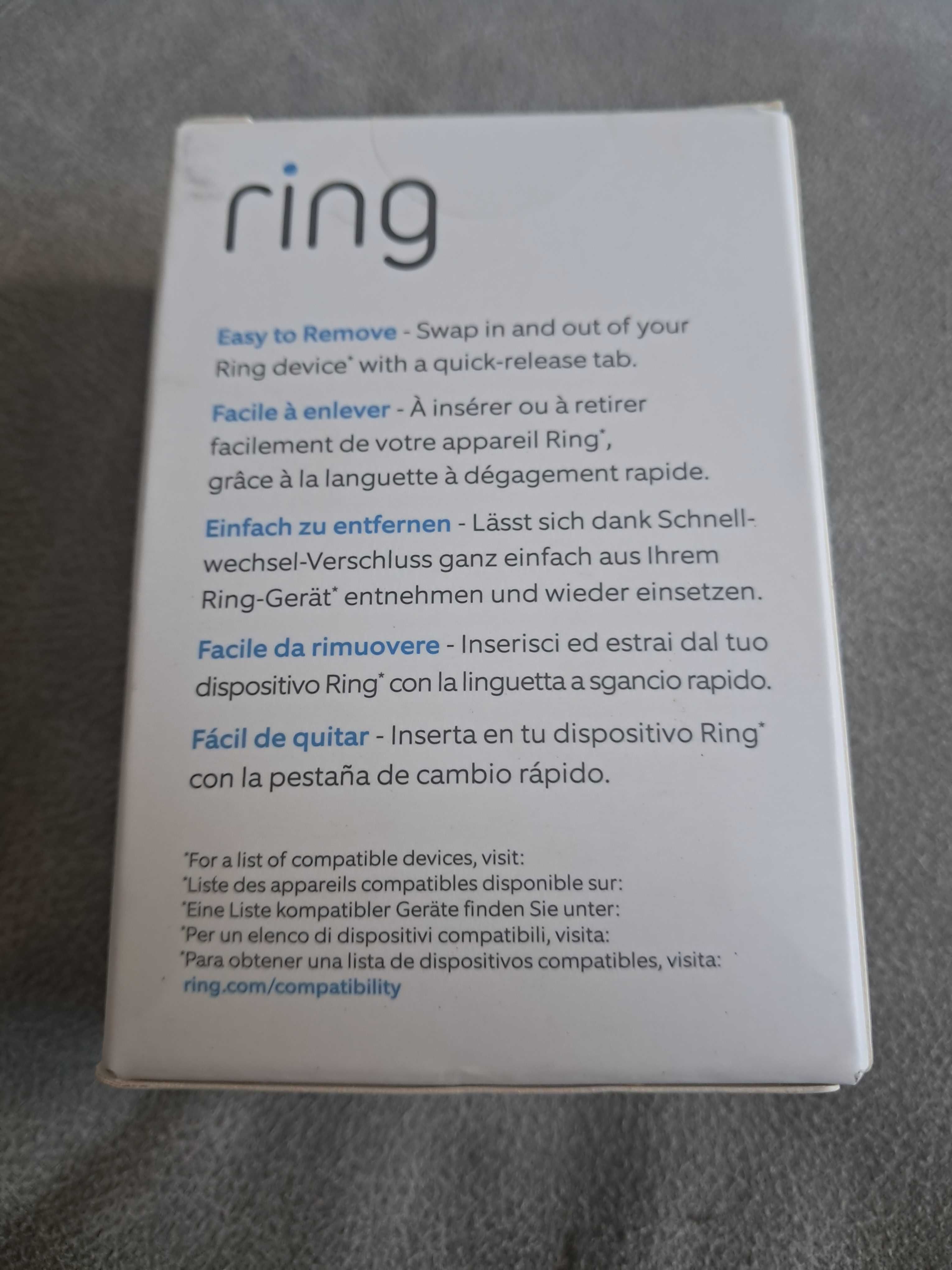 Ring release battery