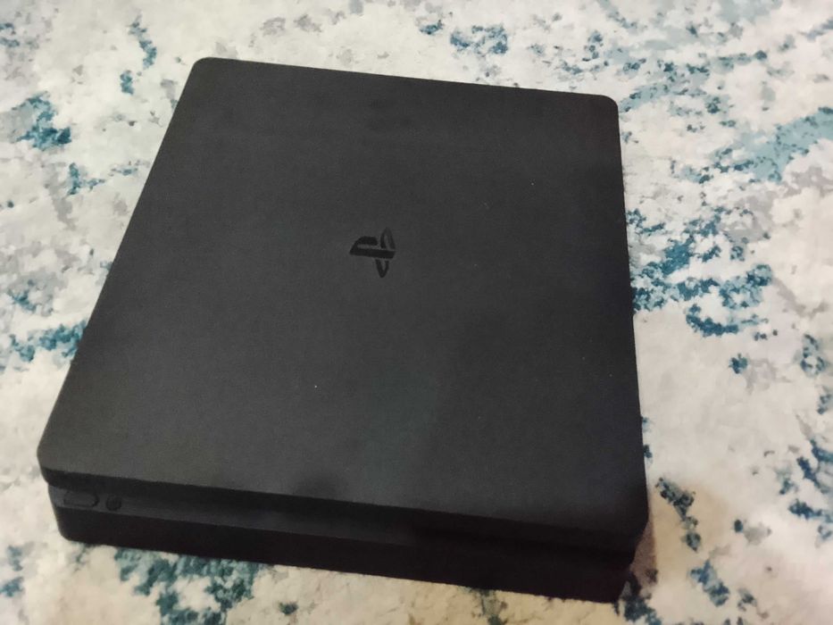 PS4 PlayStation 4 como nova