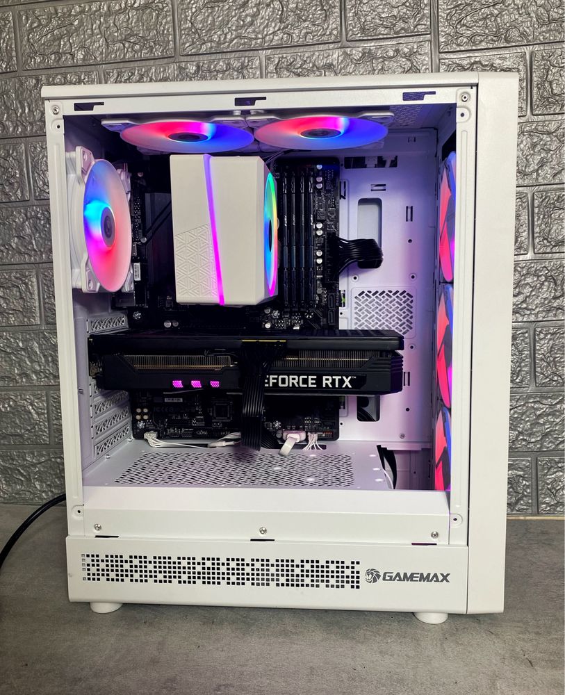 Игровой компьютер,ПК(Ryzen 5 5600,DDR4 32GB,RTX 3070Ti,M2 512GB)