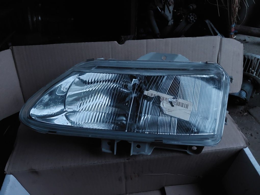 Lampa lewa reflektor lewy Renault Laguna I Espace III NOWY!!!