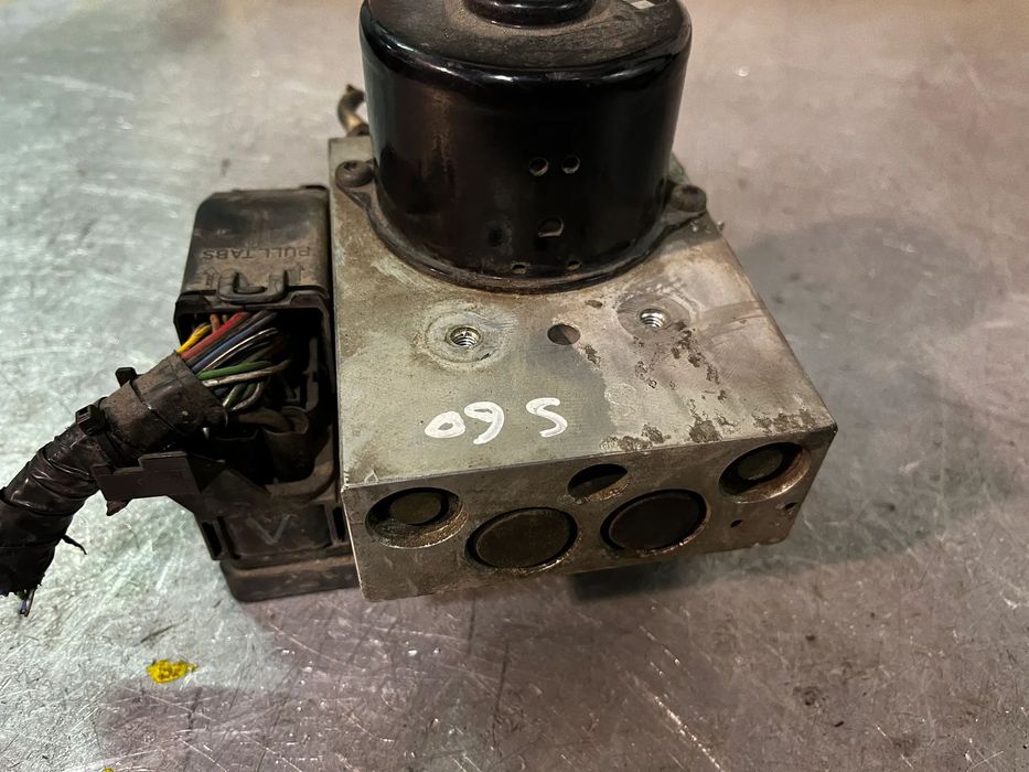 Abs Volvo S60 / V70 / XC90 - P08671225 8671224