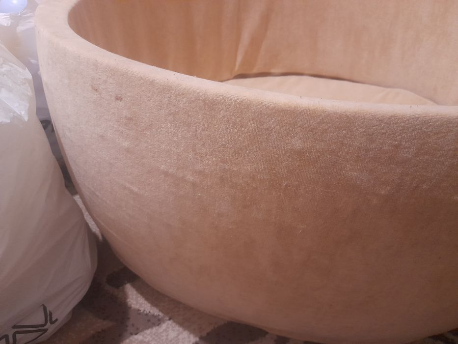 Сухий басейн з кульками