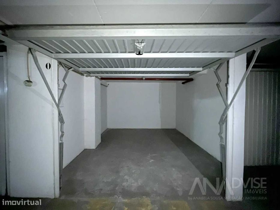 Garagem de 17 metros quadrados