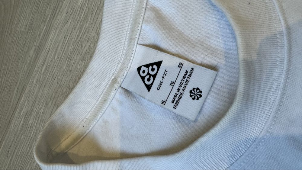 Футболка Nike Acg Dx9448-100 (Оригінал)