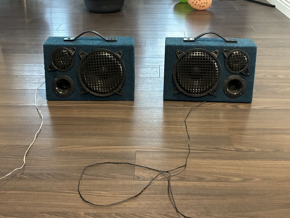Głośniki Xinghui Electronic