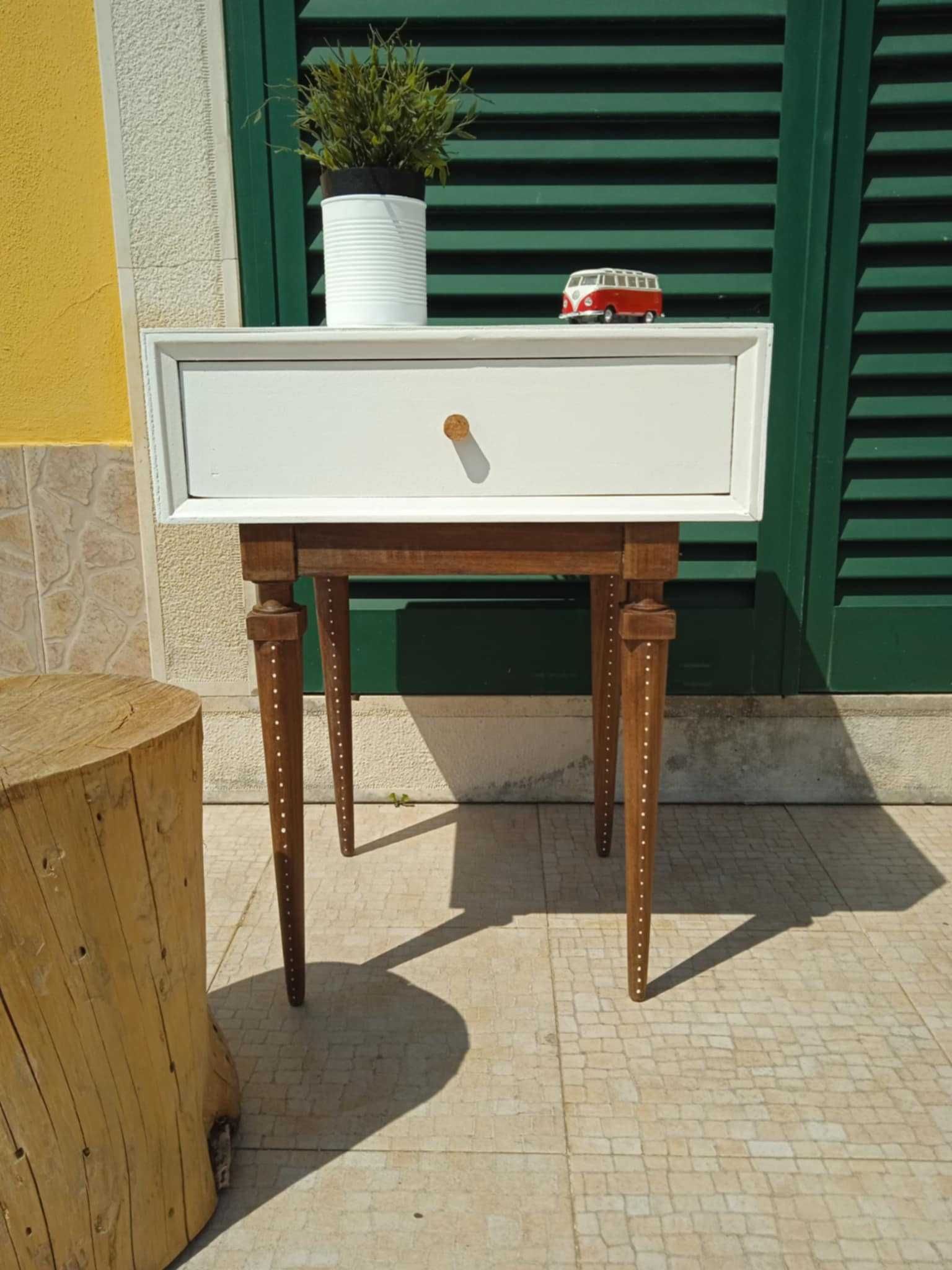 Mesa de apoio vintage