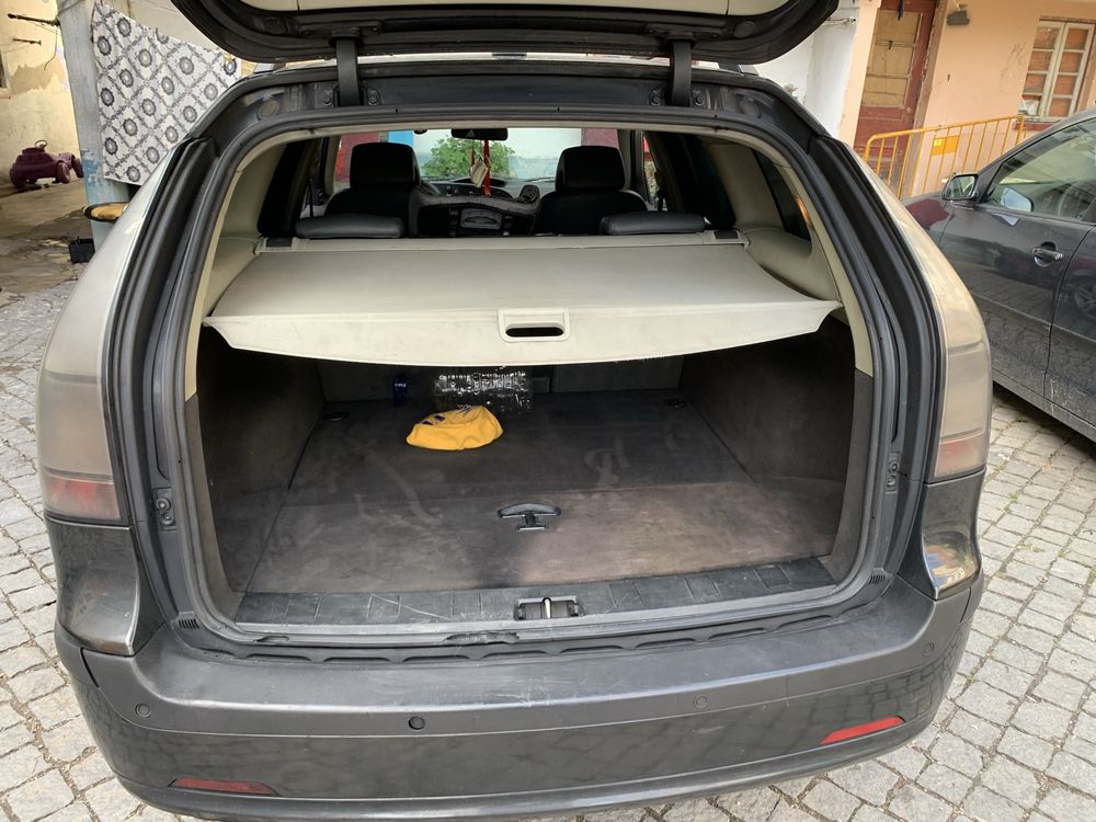 Boas vendo o troco saab vector 1.9 150hp