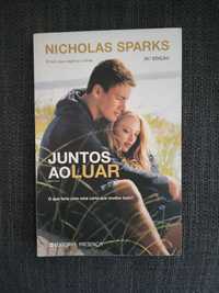 Livro "Juntos ao Luar"