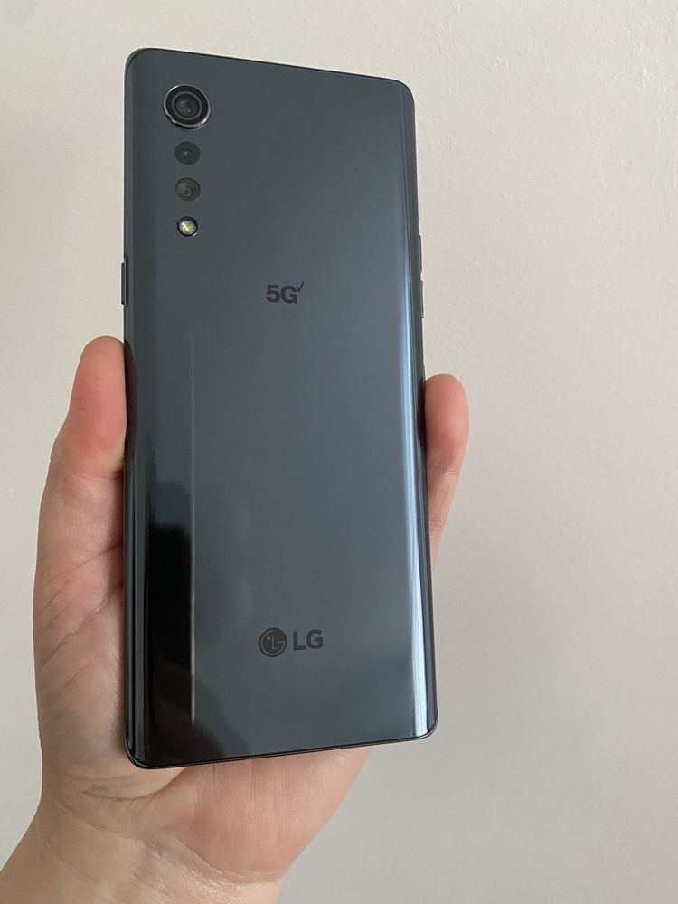 Продам смартфон LG G9 VELVET ThinQ Чохол та скло в подарунок.