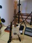 Gitara Fender Stratocaster 2017  Original Contour Body White (Mexico)