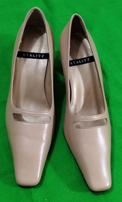 Sapatos de Senhora em Couro