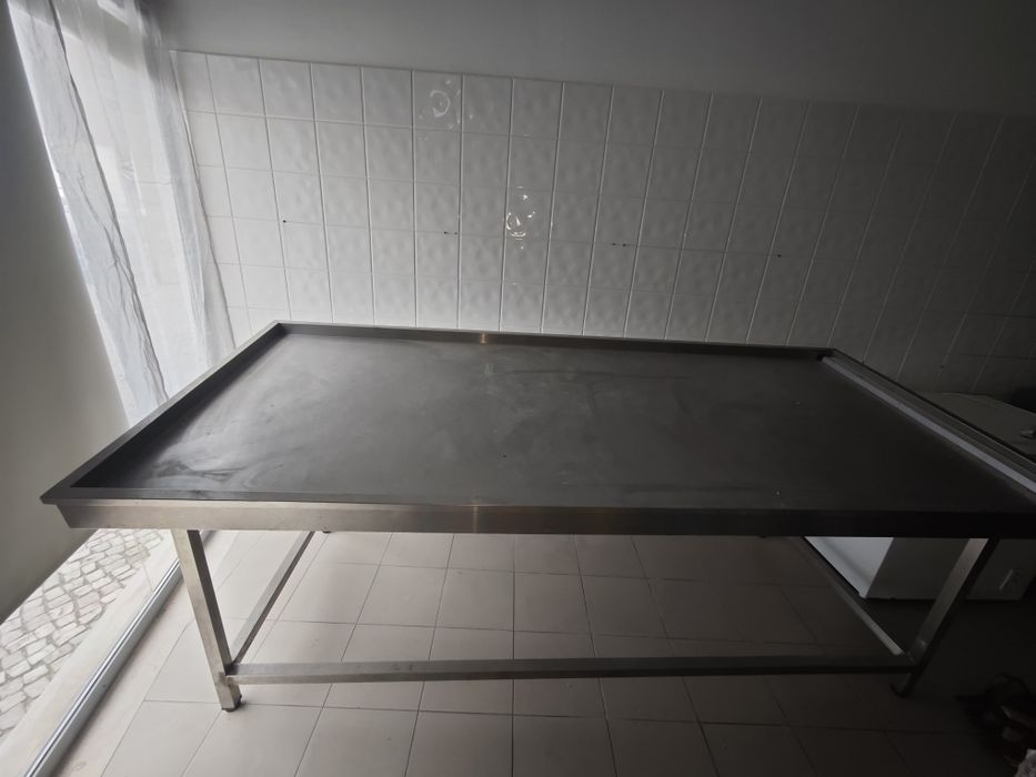 Balança, bancadas em inox