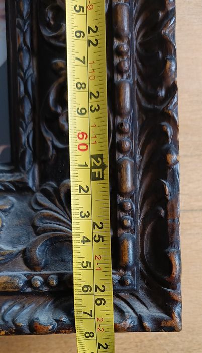 Drewniana rama bez ubytków