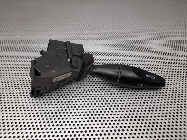 Conjunto / manetes de luzes e limpa vidros FORD Focus I Carrinha Van (