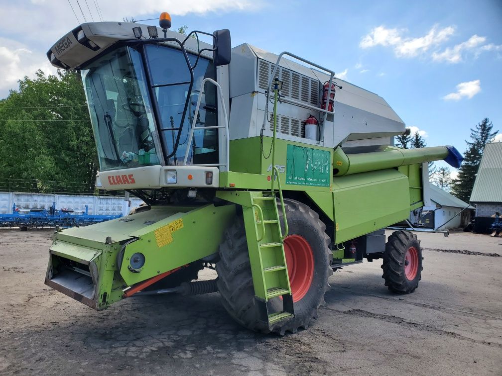 CLAAS MEGA 360  2006р.в 9340 м.г