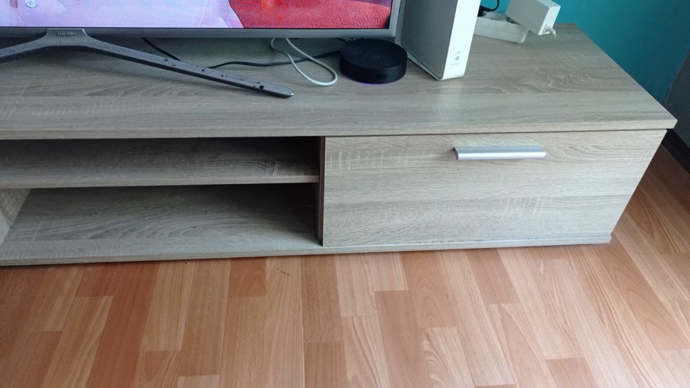 Szafka pod telewizor