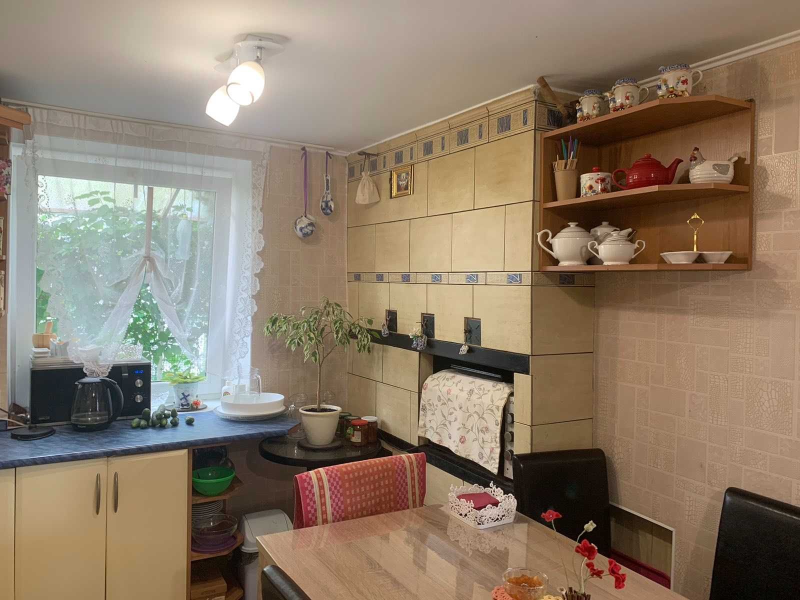 Продам будинок Звягель