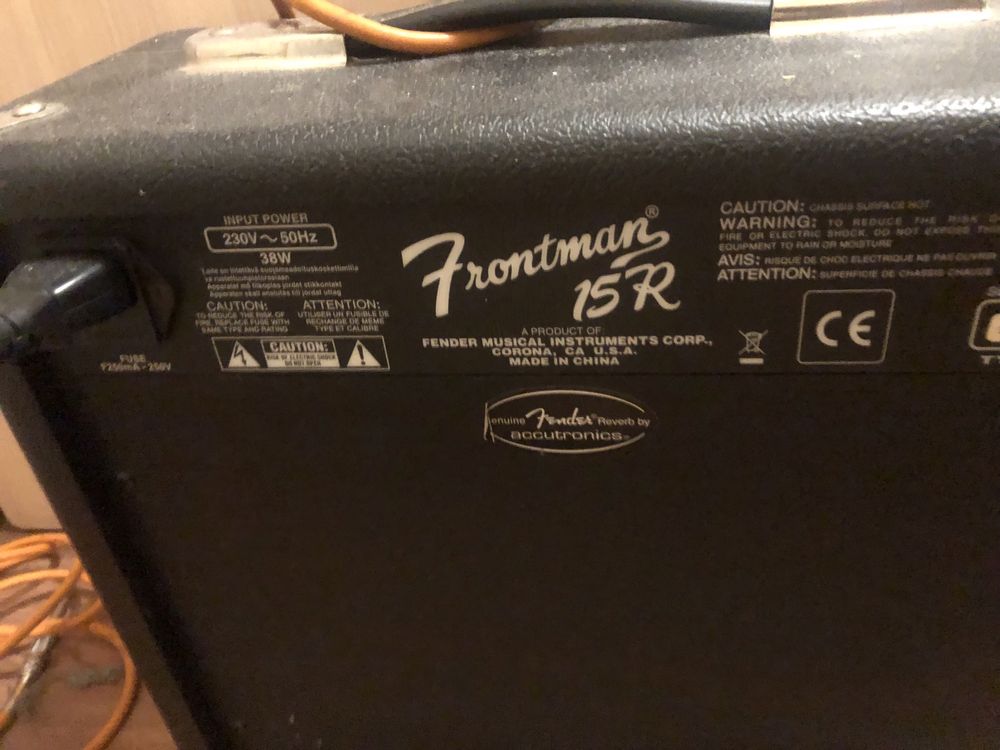 Fender frontman 15r(spring reverb)