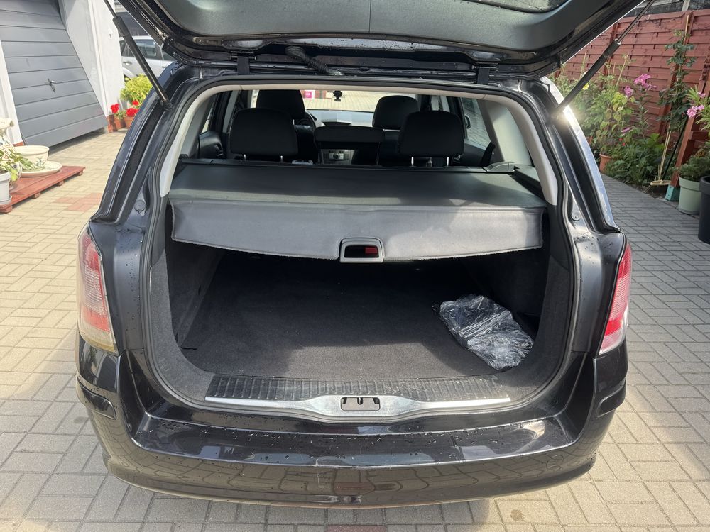 Opel Astra H 1.6 105 KM sprowadzony 2007 zarejestrowany klima