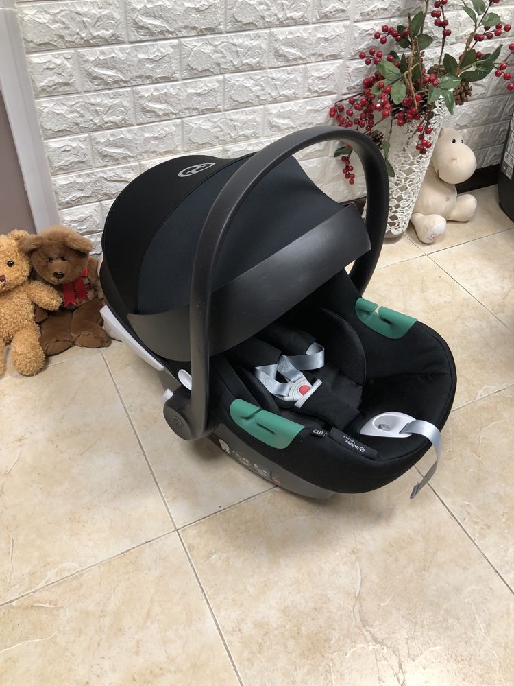 Автокрісло Cybex Aton B2 I-Size Група 0+/1 (0-13 кг)