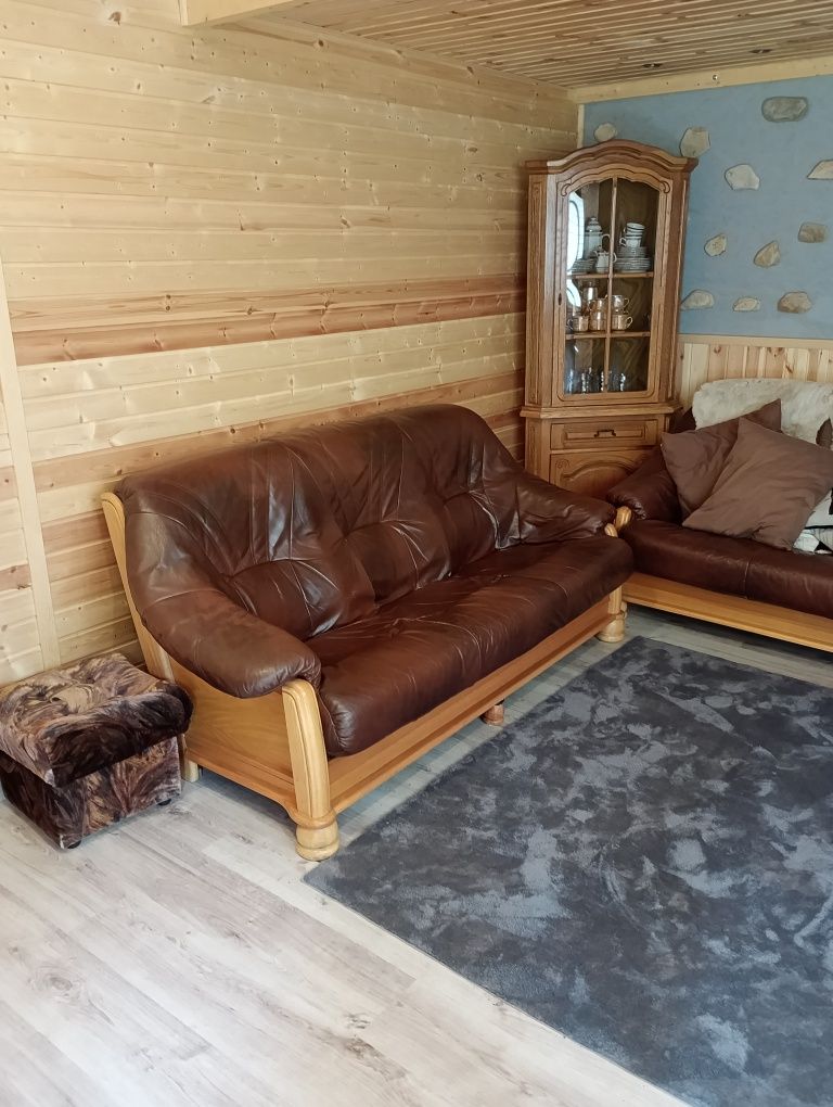 Sofa drewno skóra