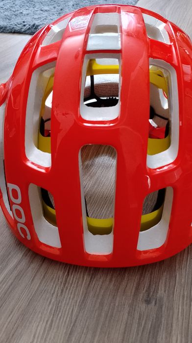 Kask rowerowy firmy poc