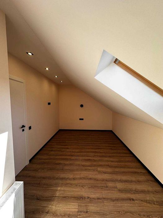 Таунхаус із ремонтом Баварська кладка, 2км від Львова ,ГОТОВИЙ РЕМОНТ