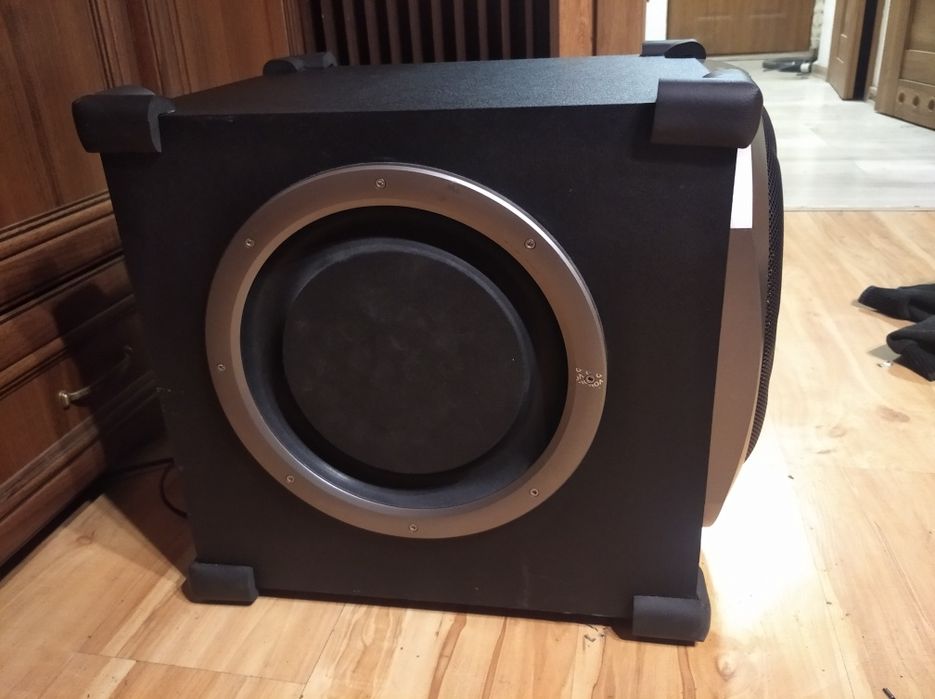 Subwoofer aktywny Edifier s730