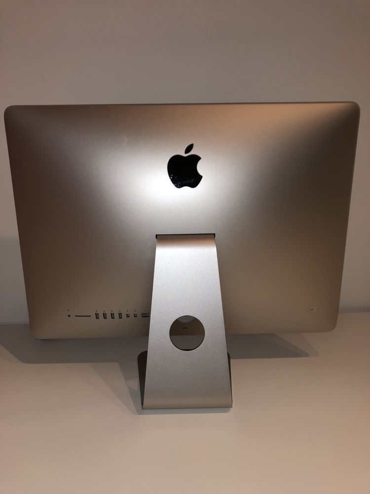 Imac 21 2014. 1T 8gb ram  stan idealny