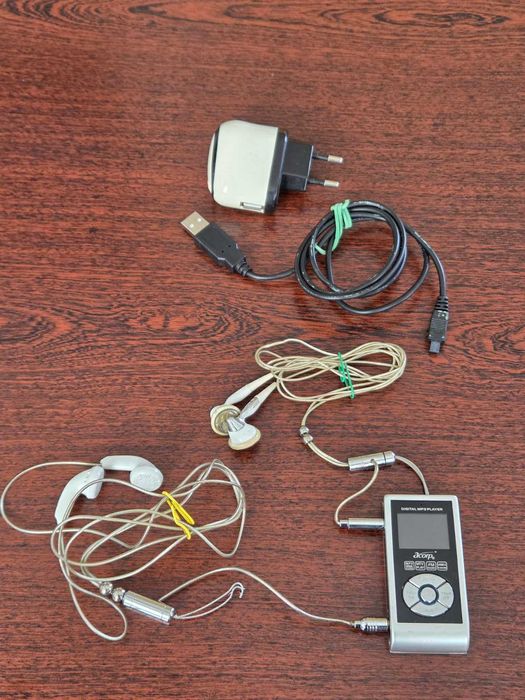 Цифровий MP3-плеєр Acorp. Працює.