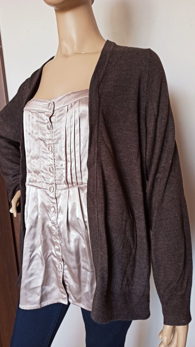 Sg Sweter damski 48 , Brązowy sweter 48 wraz z bluzką