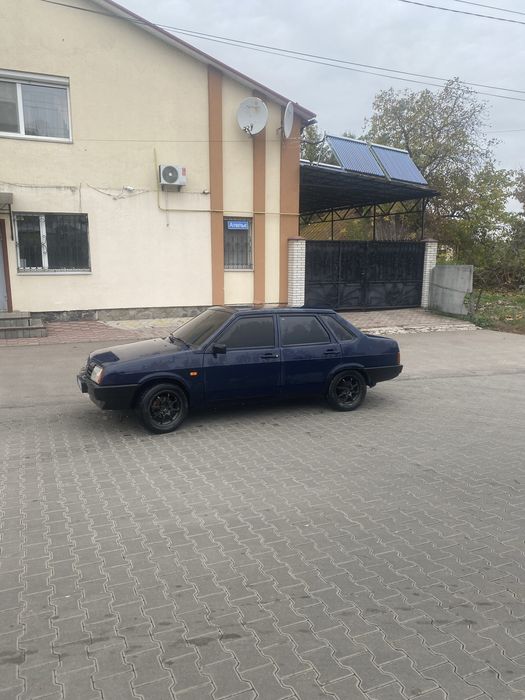 Продам ваз 21099