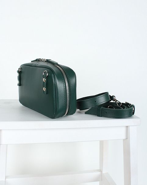 Skórzana torebka Emerald Mini na pas od Divalli