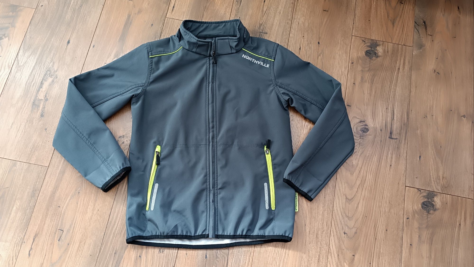 Kurtka 152 Softshell Northville wiatroszczelne wodoszczelna. C&A