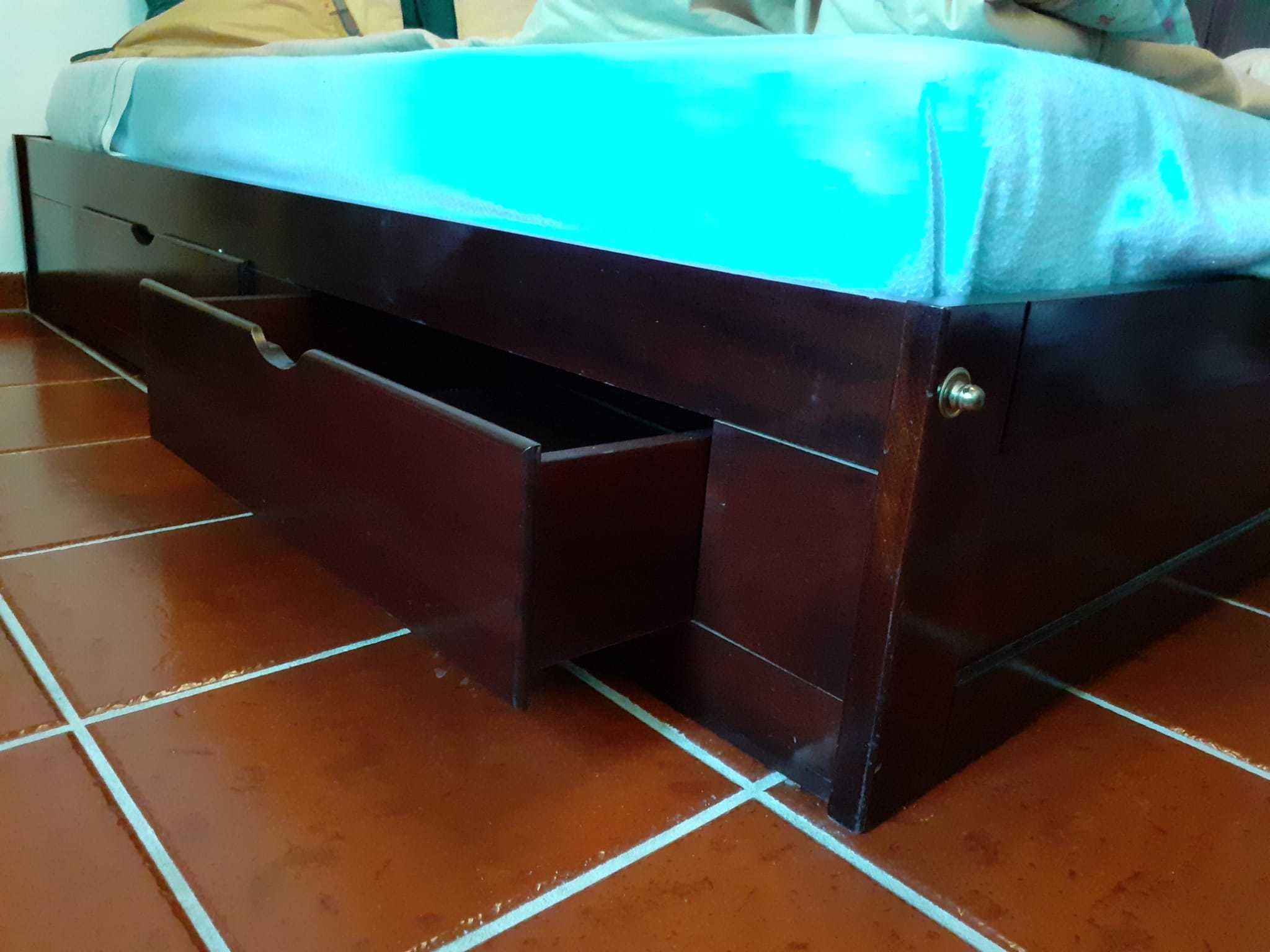 Cama casal madeira